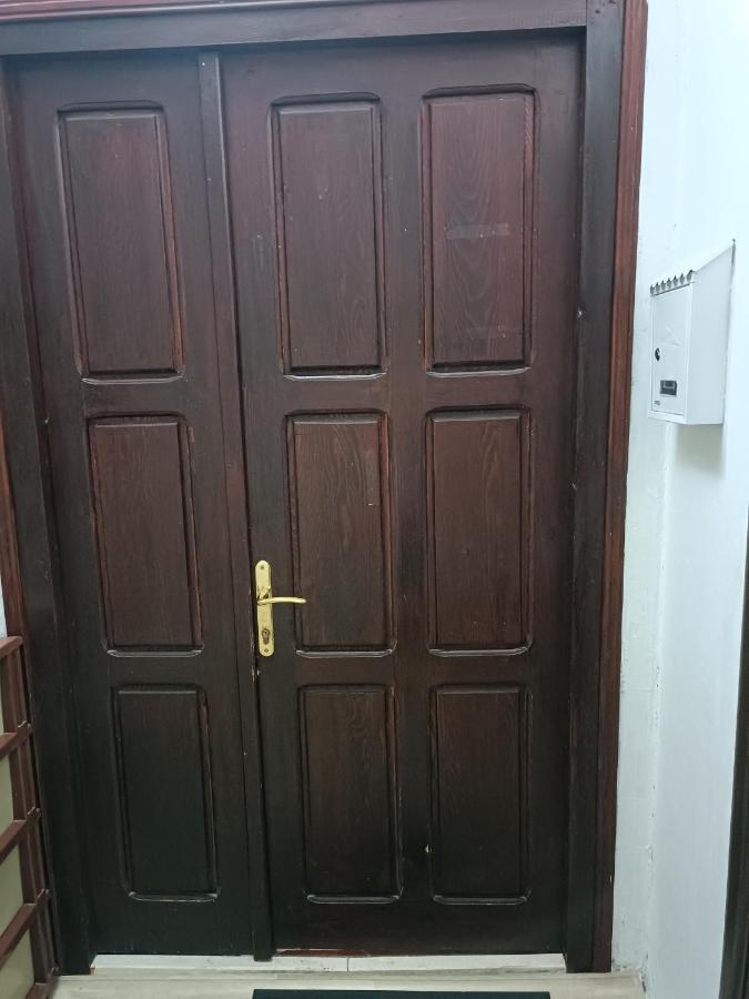 Guesthouse Bit Accommodation Kotor Bagian luar foto