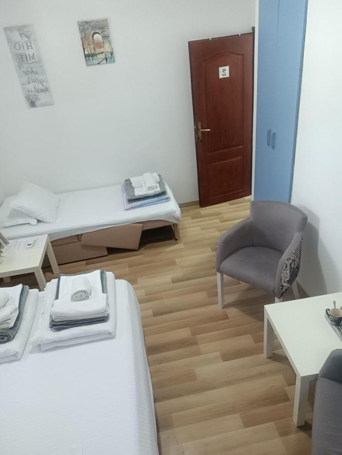 Guesthouse Bit Accommodation Kotor Bagian luar foto