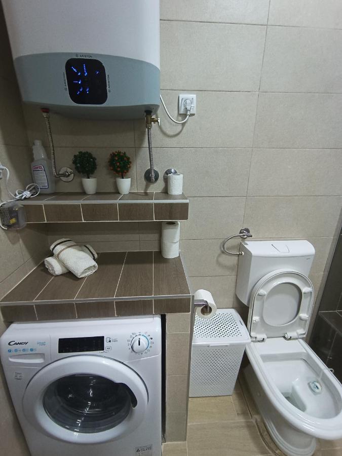 Guesthouse Bit Accommodation Kotor Bagian luar foto
