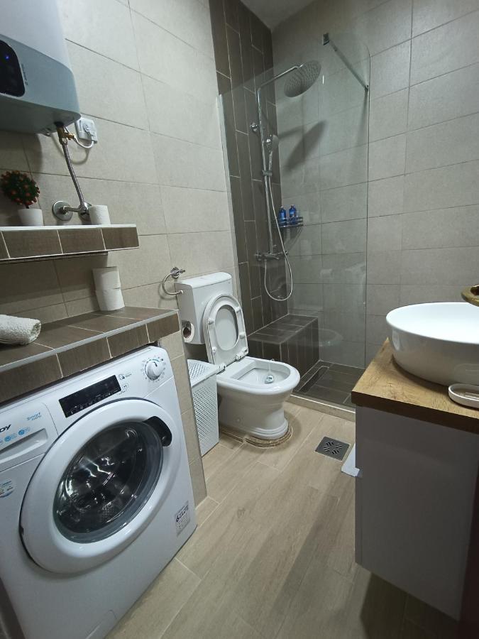 Guesthouse Bit Accommodation Kotor Bagian luar foto